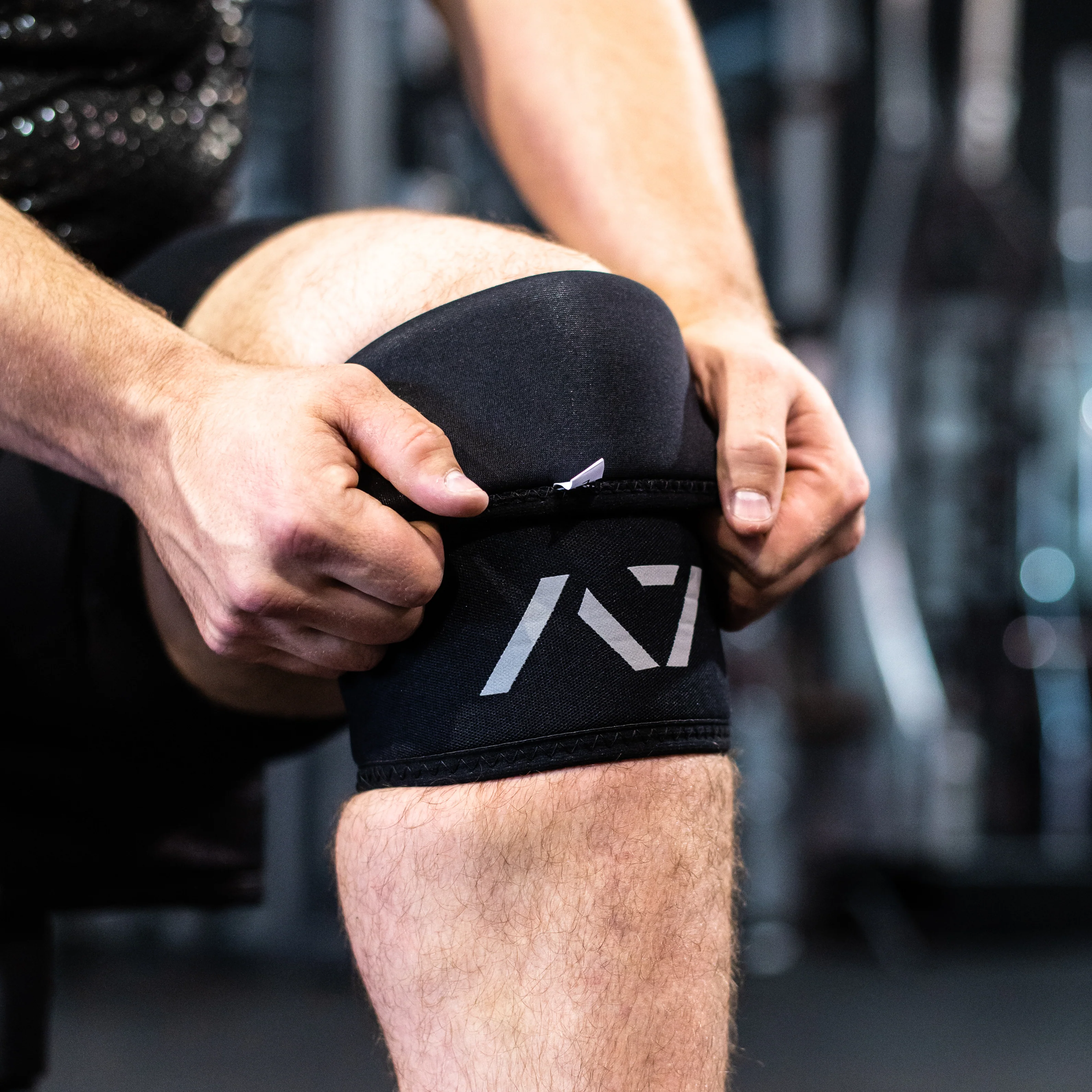 Strongman Knee Sleeves - 9mm - Black/Reflective - Image 9